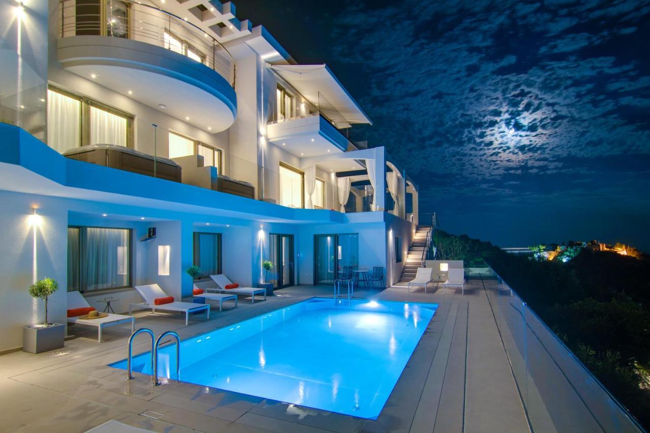 Livinghome Suites Parga Extérieur photo