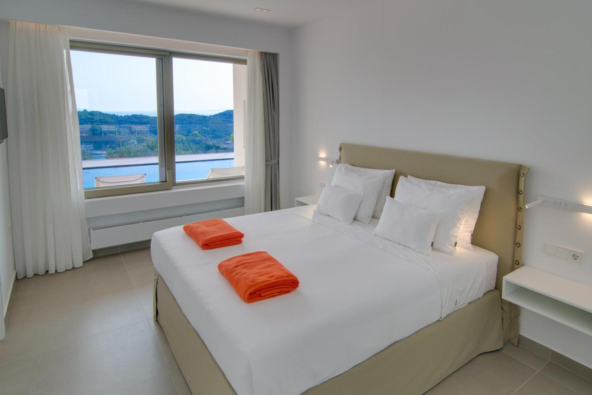 Livinghome Suites Parga Extérieur photo