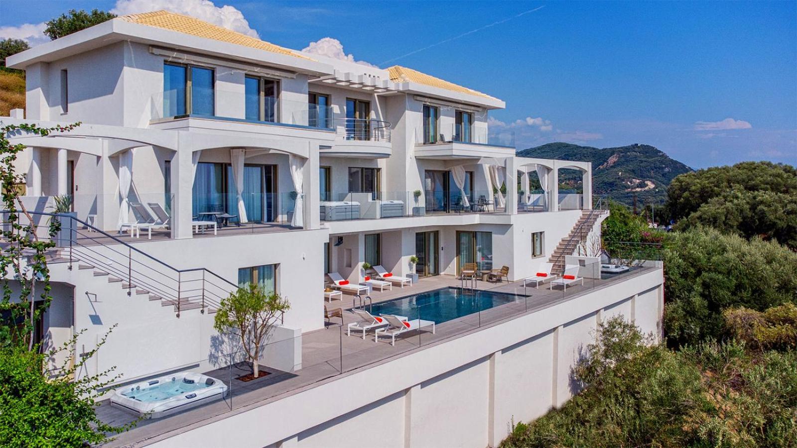 Livinghome Suites Parga Extérieur photo