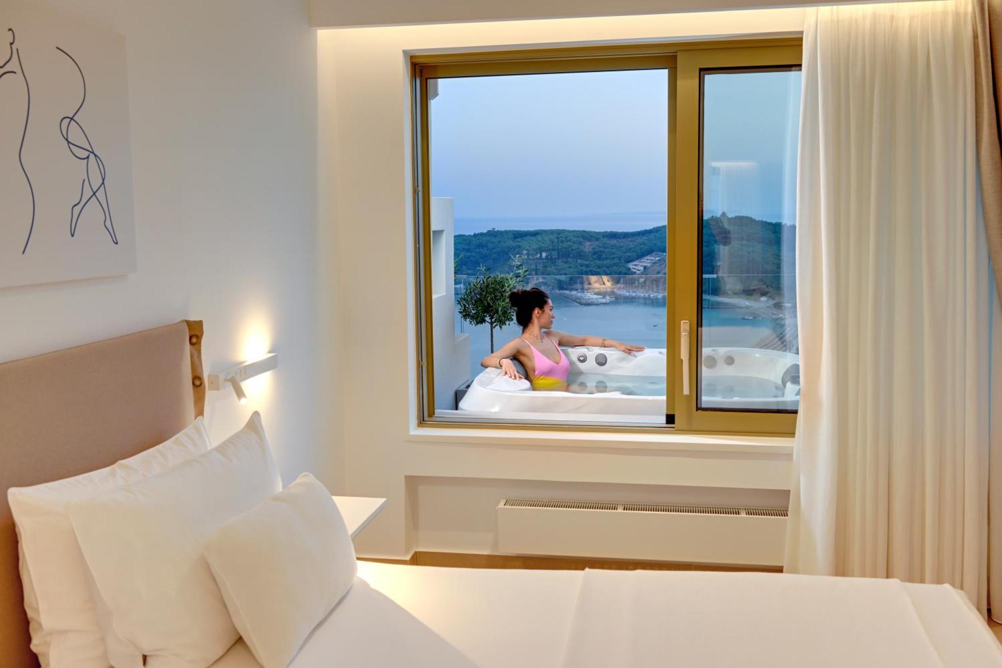 Livinghome Suites Parga Extérieur photo