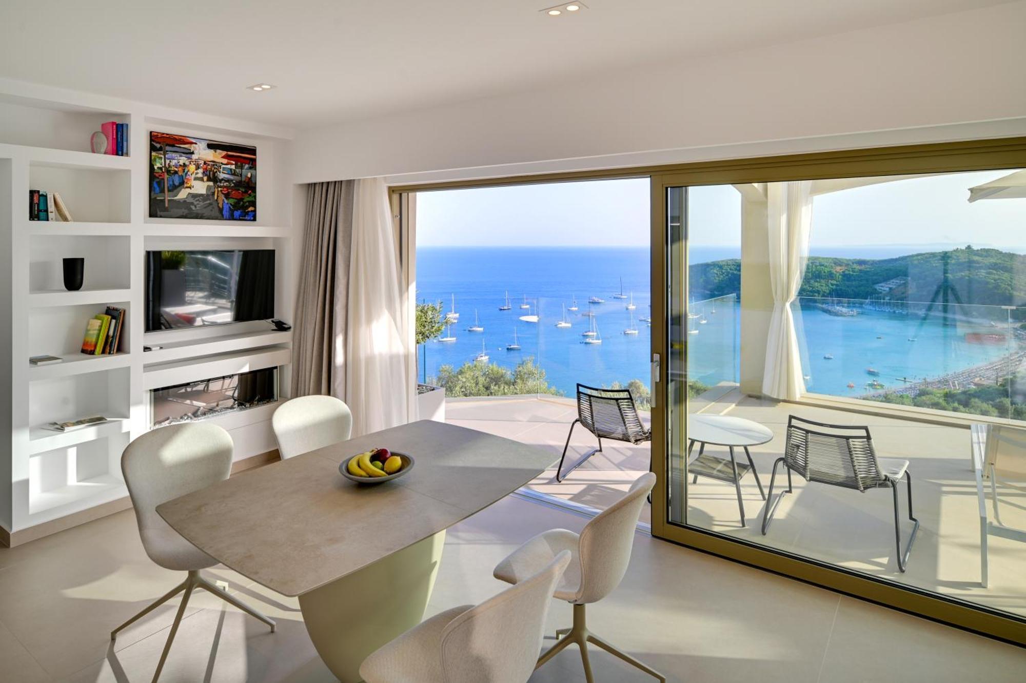 Livinghome Suites Parga Extérieur photo
