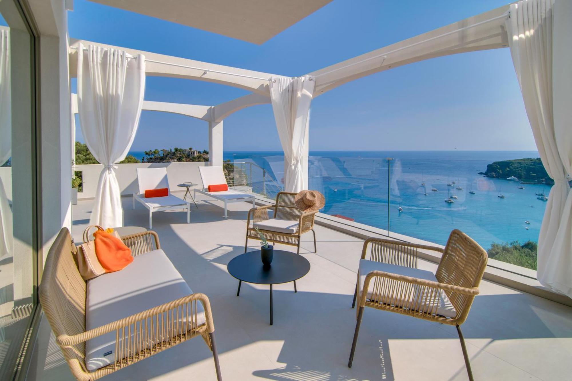Livinghome Suites Parga Extérieur photo